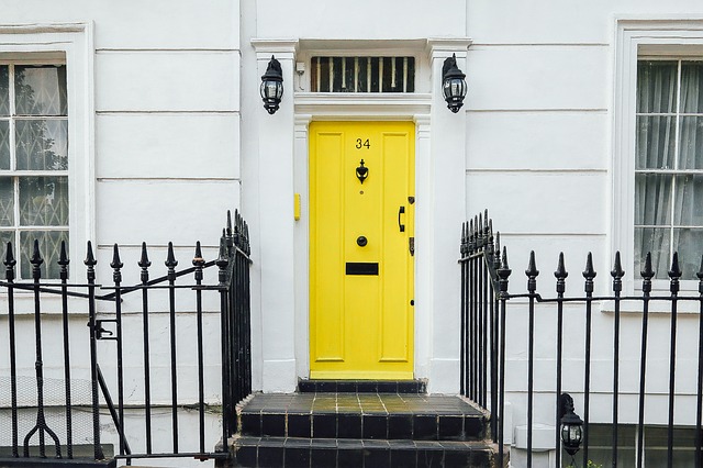 door-1835474_640